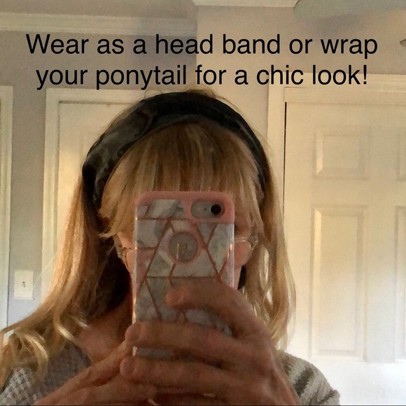 Beautiful large square multi-patterned printed chiffon scarf - Picture 6 of 14